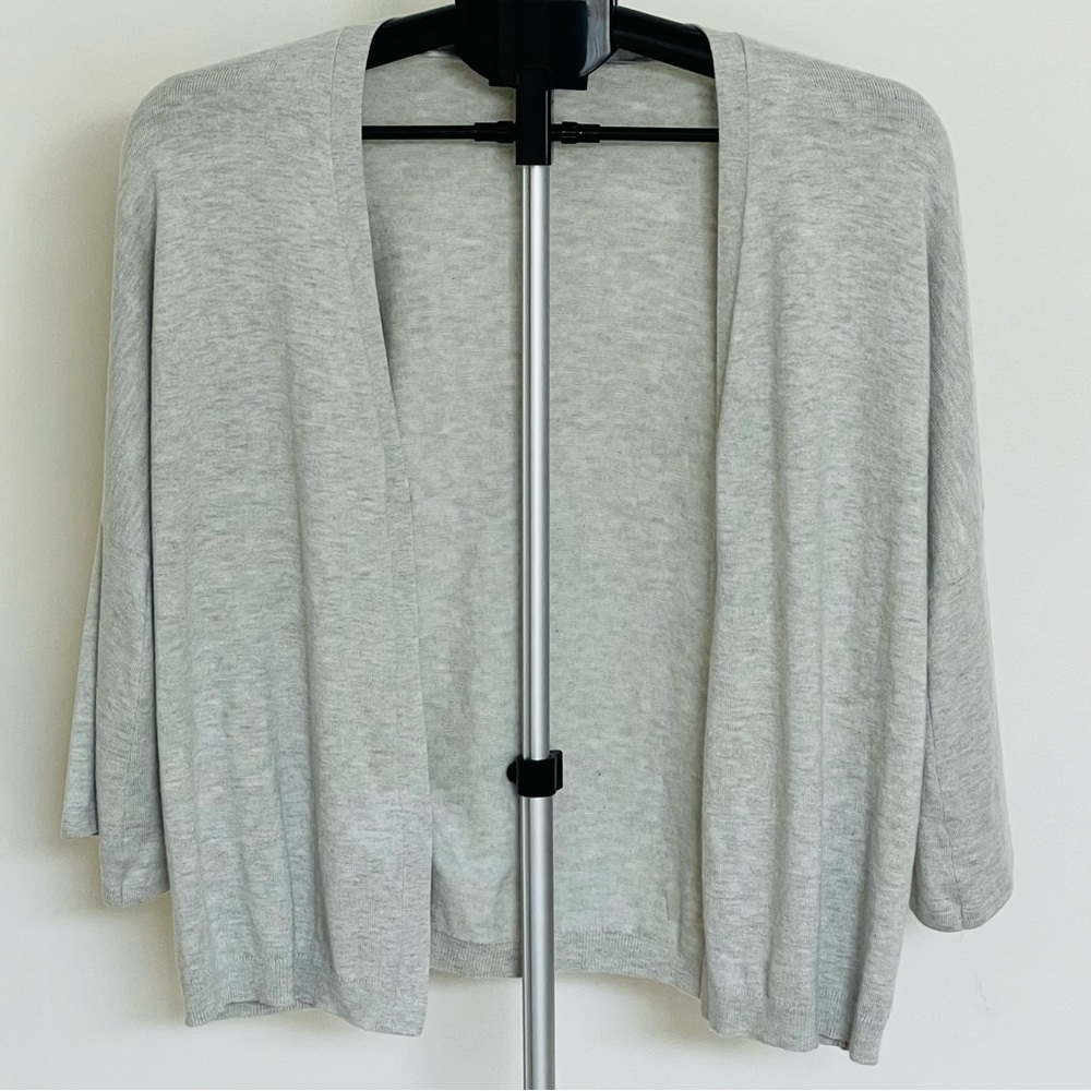 Ann Taylor Gray Cardigan Sweater Size Medium